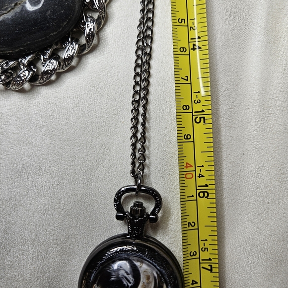 Black Silver Dragon Pocket Watch - Picture 11 of 11